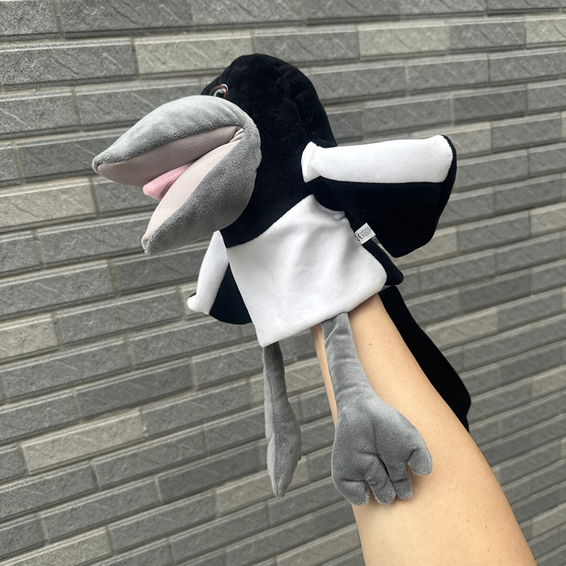 Kids Education Learn Tv - Steve And Maggie Maggie Magpie Hand